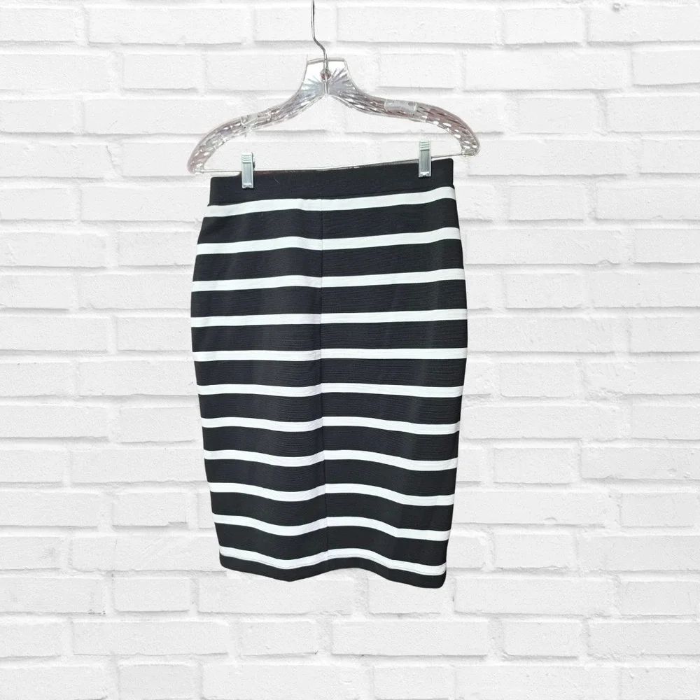 Women's LIZ CLAIBORNE Stripes Career Skirt Small